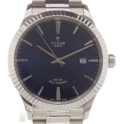 Tudor Style - 12710
