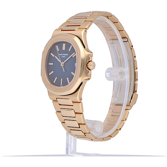 Patek Philippe Nautilus 3800  Patek Philippe Nautilus 3800