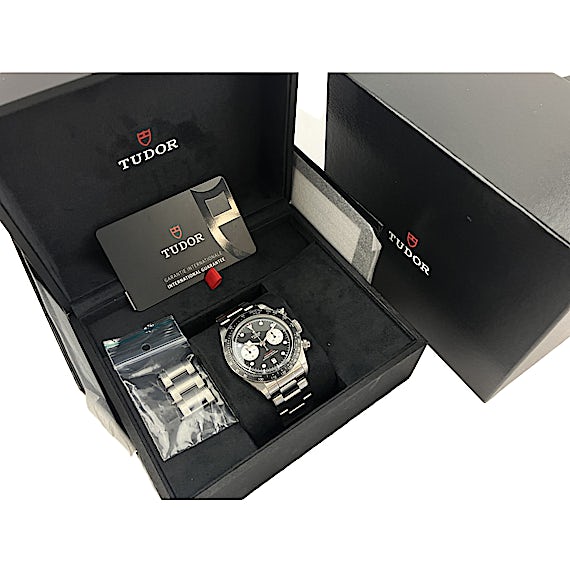 Tudor Black Bay 79360N Tudor Black Bay 79360N