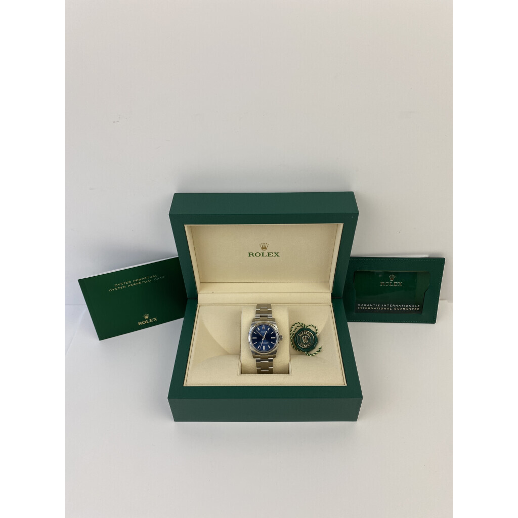 Rolex Oyster Perpetual 124200