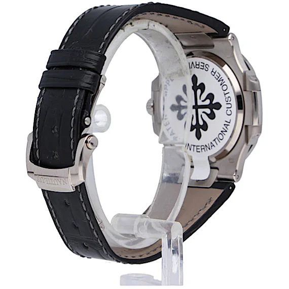 Patek Philippe Nautilus 5711G-001 Patek Philippe Nautilus 5711G-001