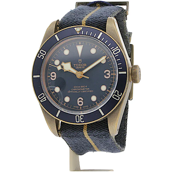 Tudor Black Bay 79250BB Tudor Black Bay 79250BB