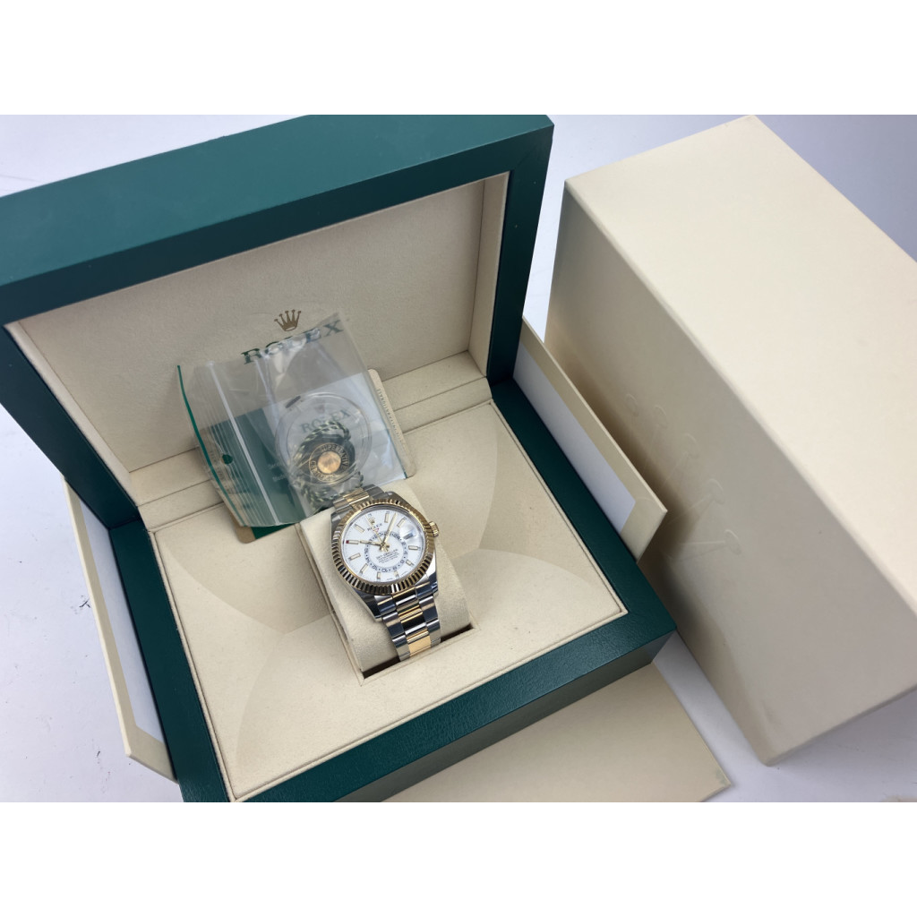 Rolex Sky-Dweller 326933