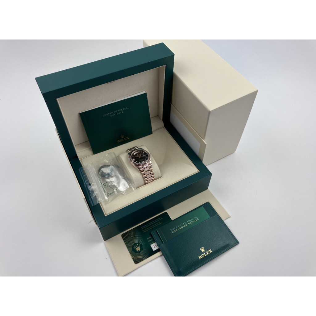 Rolex Day-Date 128235-0041