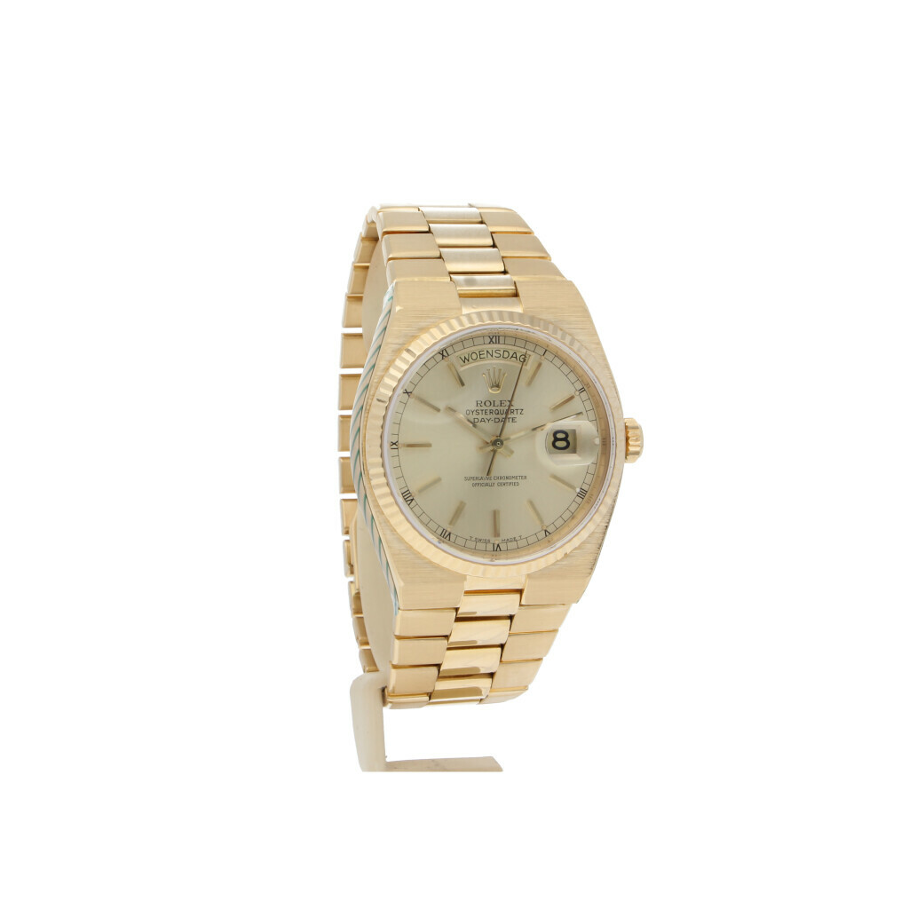 Rolex Oyster quartz Daydate 36mm SER 19018