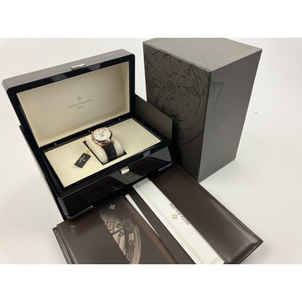 Patek Philippe Annual Calendar  40 5205R-001