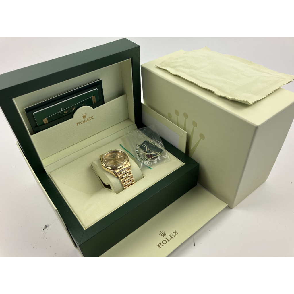 Rolex Day-Date 218238