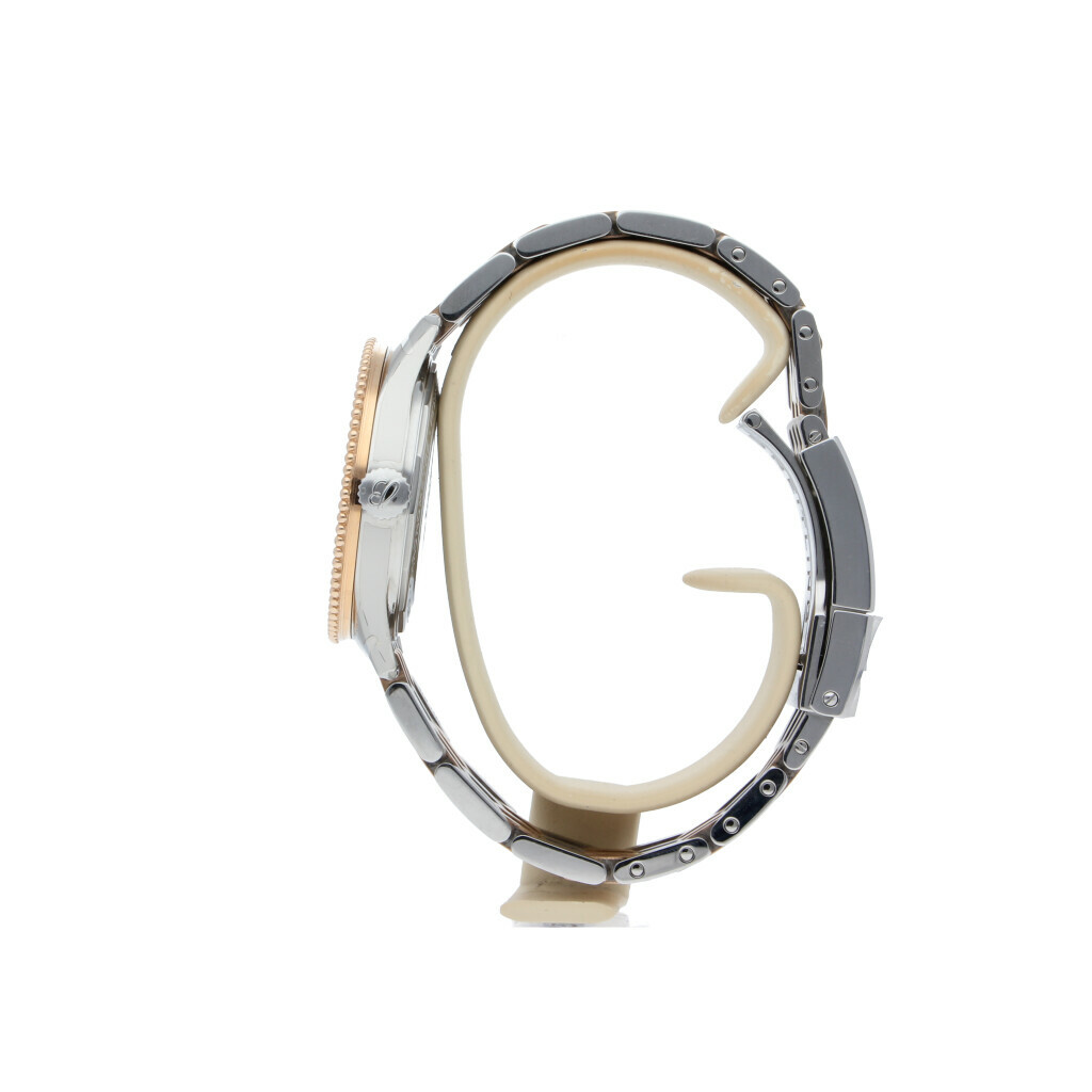 Breitling Navitimer 35 mother of pearl U A17395211A1U1