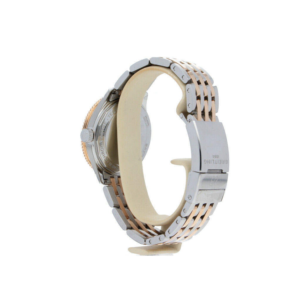 Breitling Navitimer 35 mother of pearl U A17395211A1U1