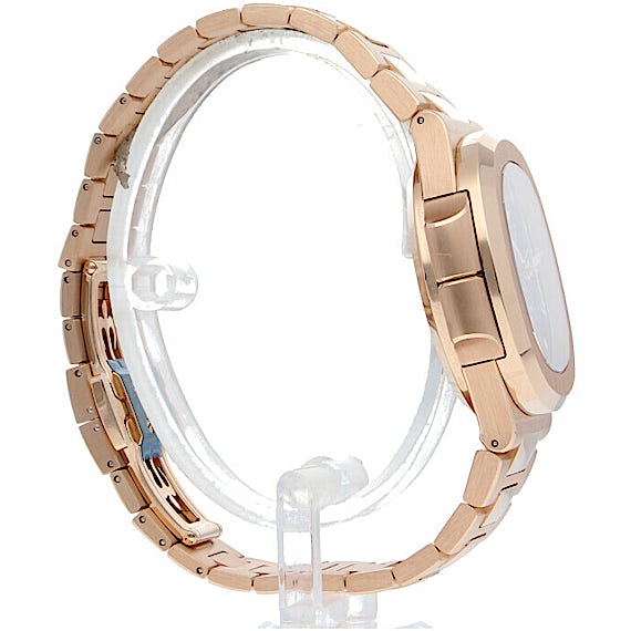 Patek Philippe Nautilus 5990/1R-001 Patek Philippe Nautilus 5990/1R-001