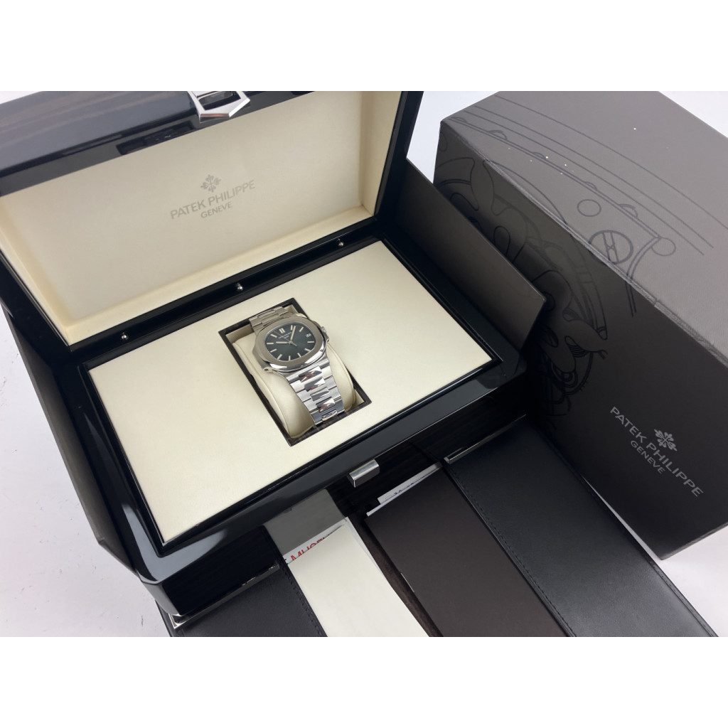 Patek Philippe Nautilus 5711/1A-001