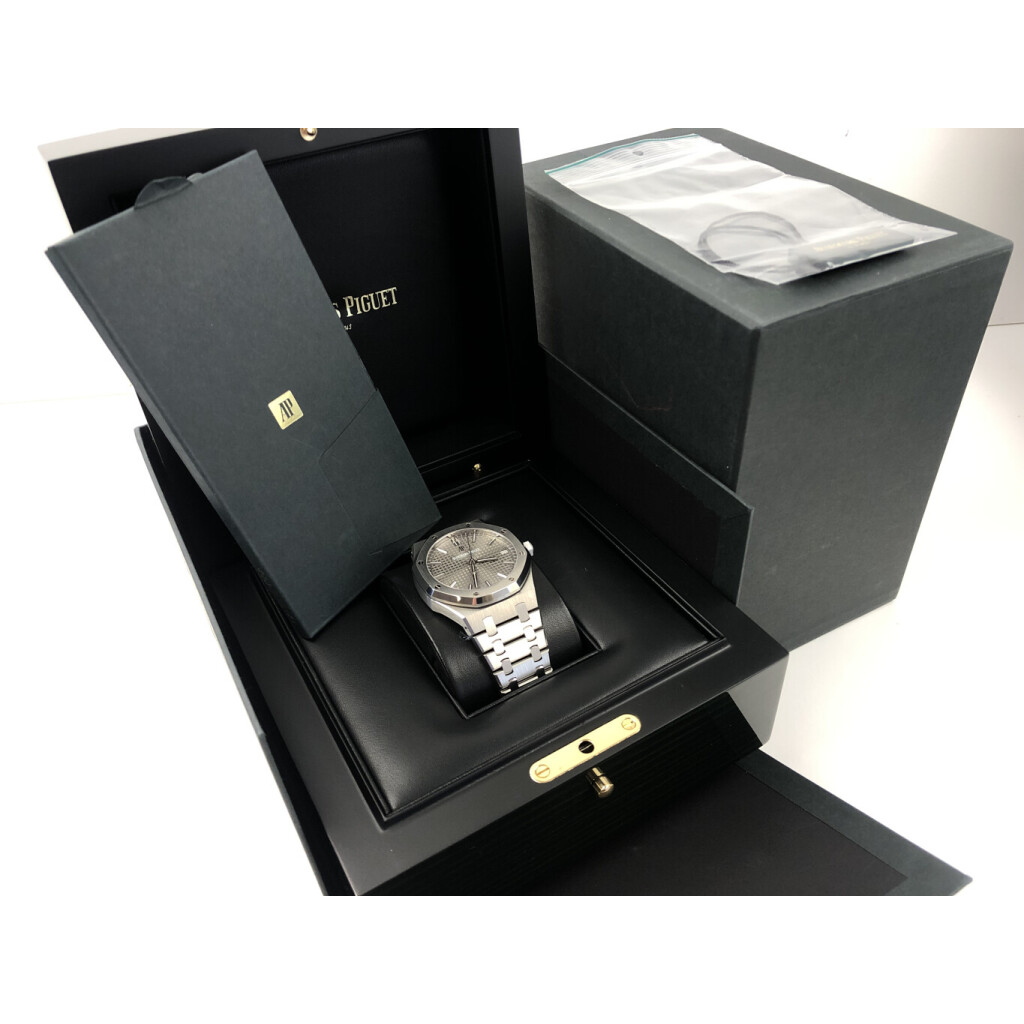 Audemars Piguet Royal Oak 15500ST.OO.1220ST.02