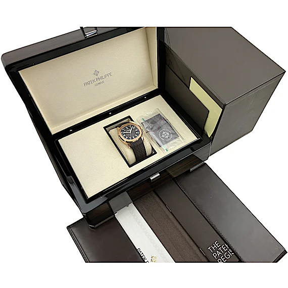 Patek Philippe Aquanaut 5167R-001 Patek Philippe Aquanaut 5167R-001