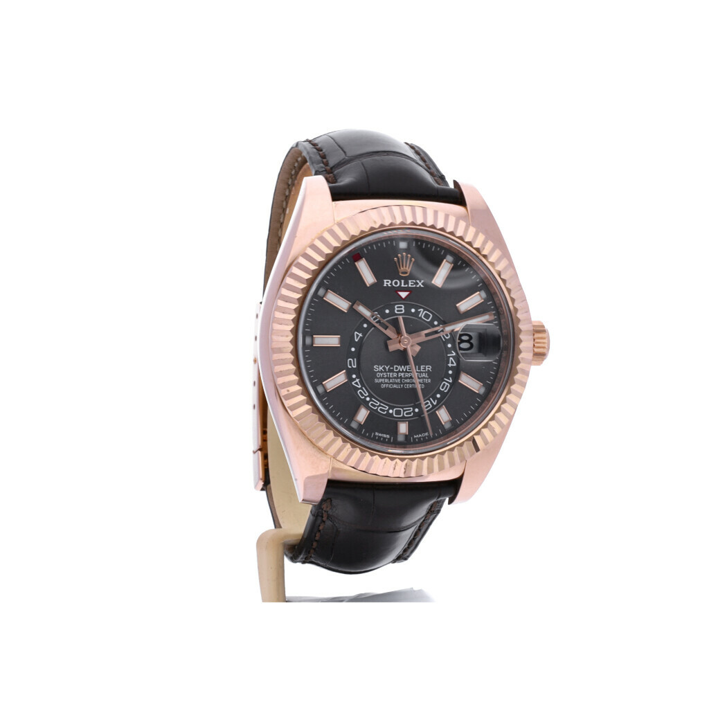 Rolex Sky-Dweller 326135