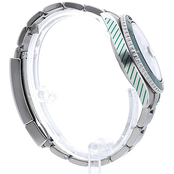 Rolex Submariner 116610LV Rolex Submariner 116610LV