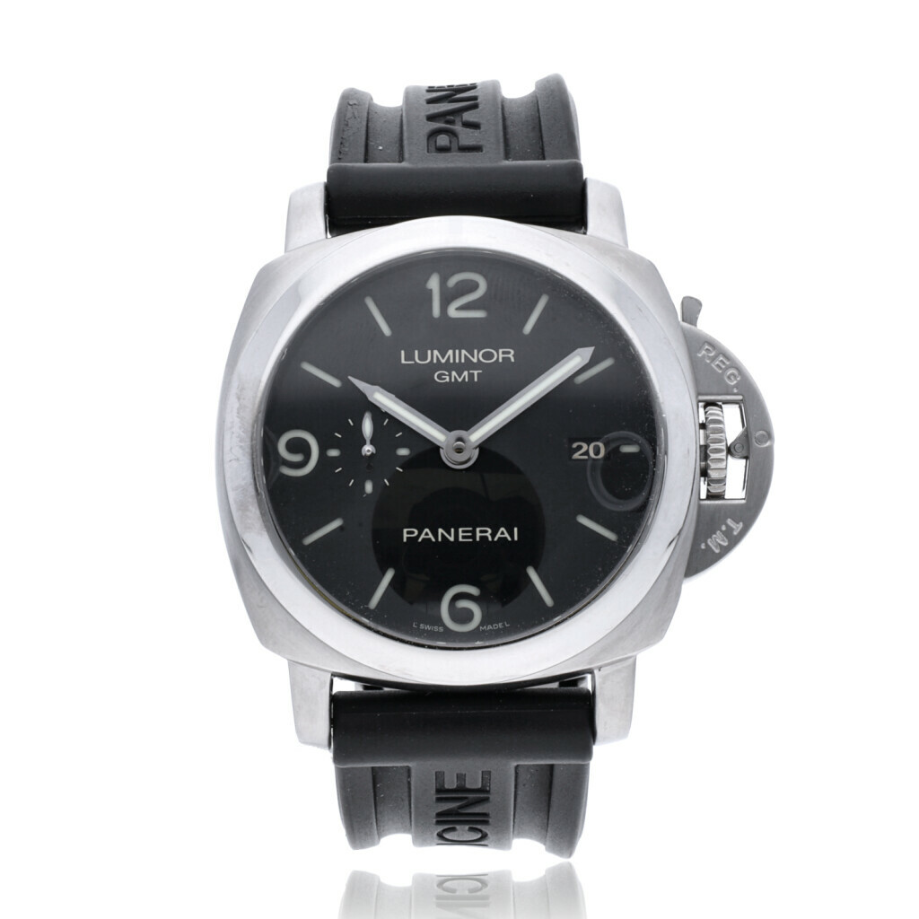 Panerai Luminor PAM00320 in undefined CHRONEXT