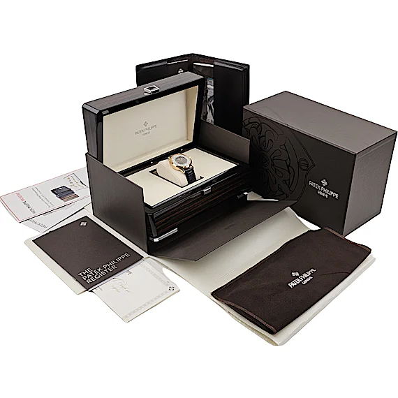 Patek Philippe Complications 5230R-001 Patek Philippe Complications 5230R-001