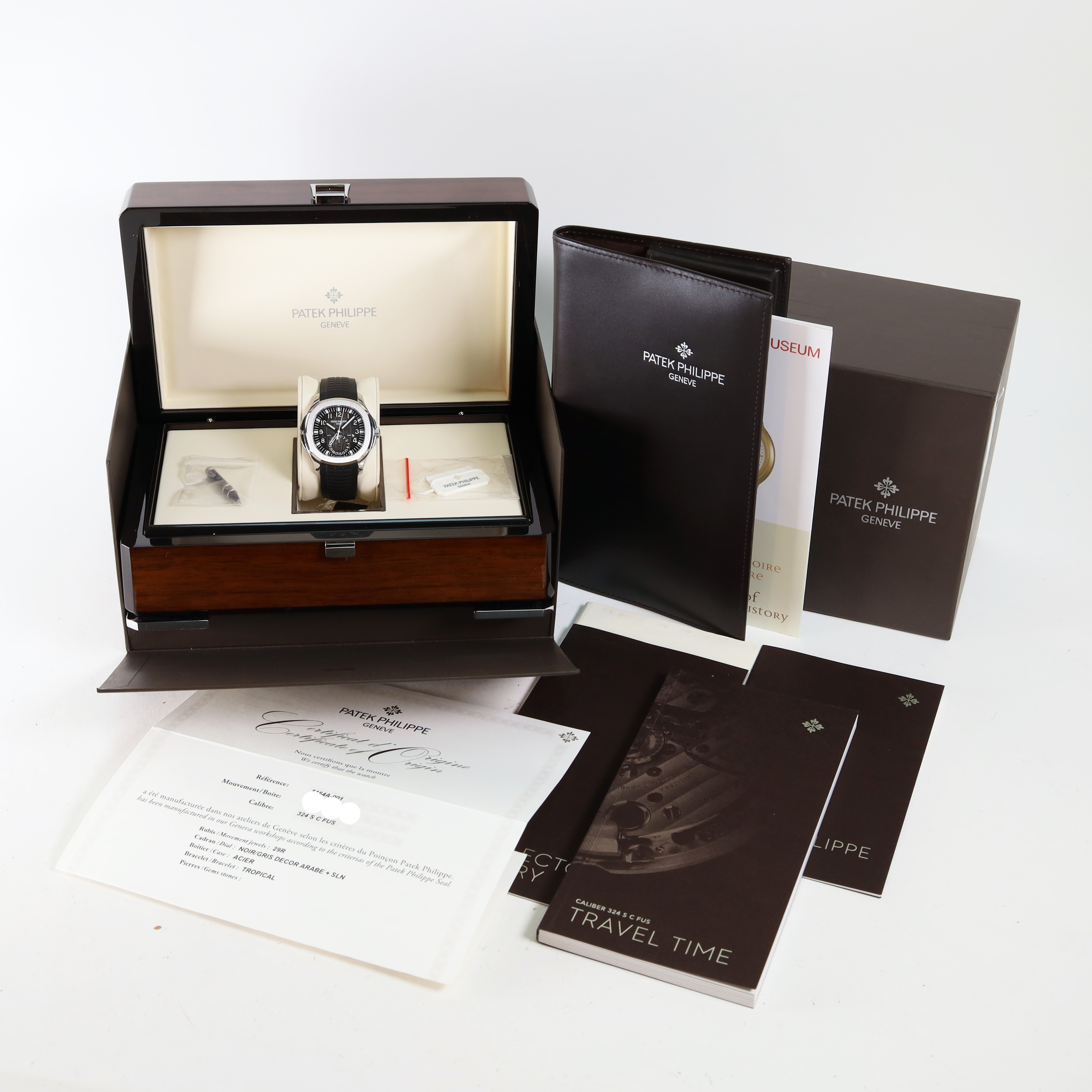 Patek Philippe Aquanaut 5164A-001