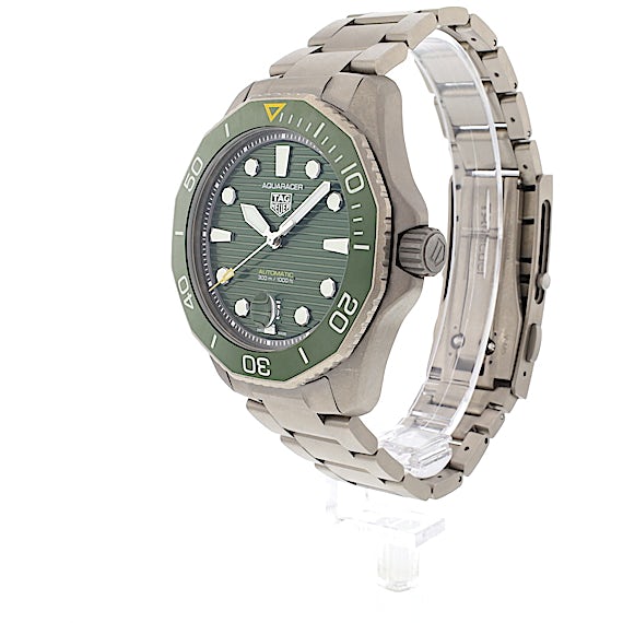 TAG Heuer Aquaracer WBP208B TAG Heuer Aquaracer WBP208B