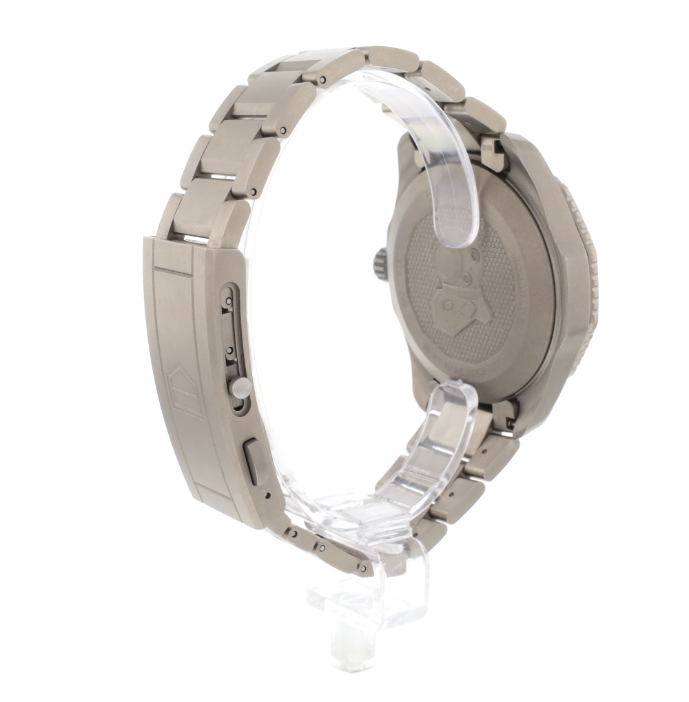 TAG Heuer Aquaracer WBP208B