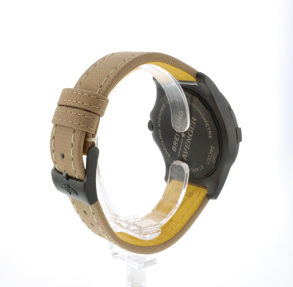 Breitling Avenger V32395