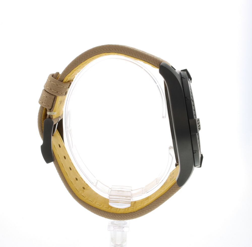 Breitling Avenger V32395