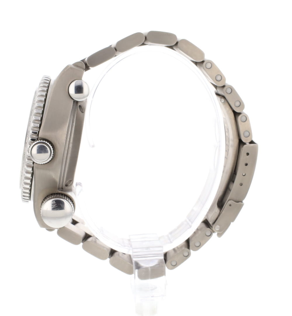 Breitling Emergency E56121.1