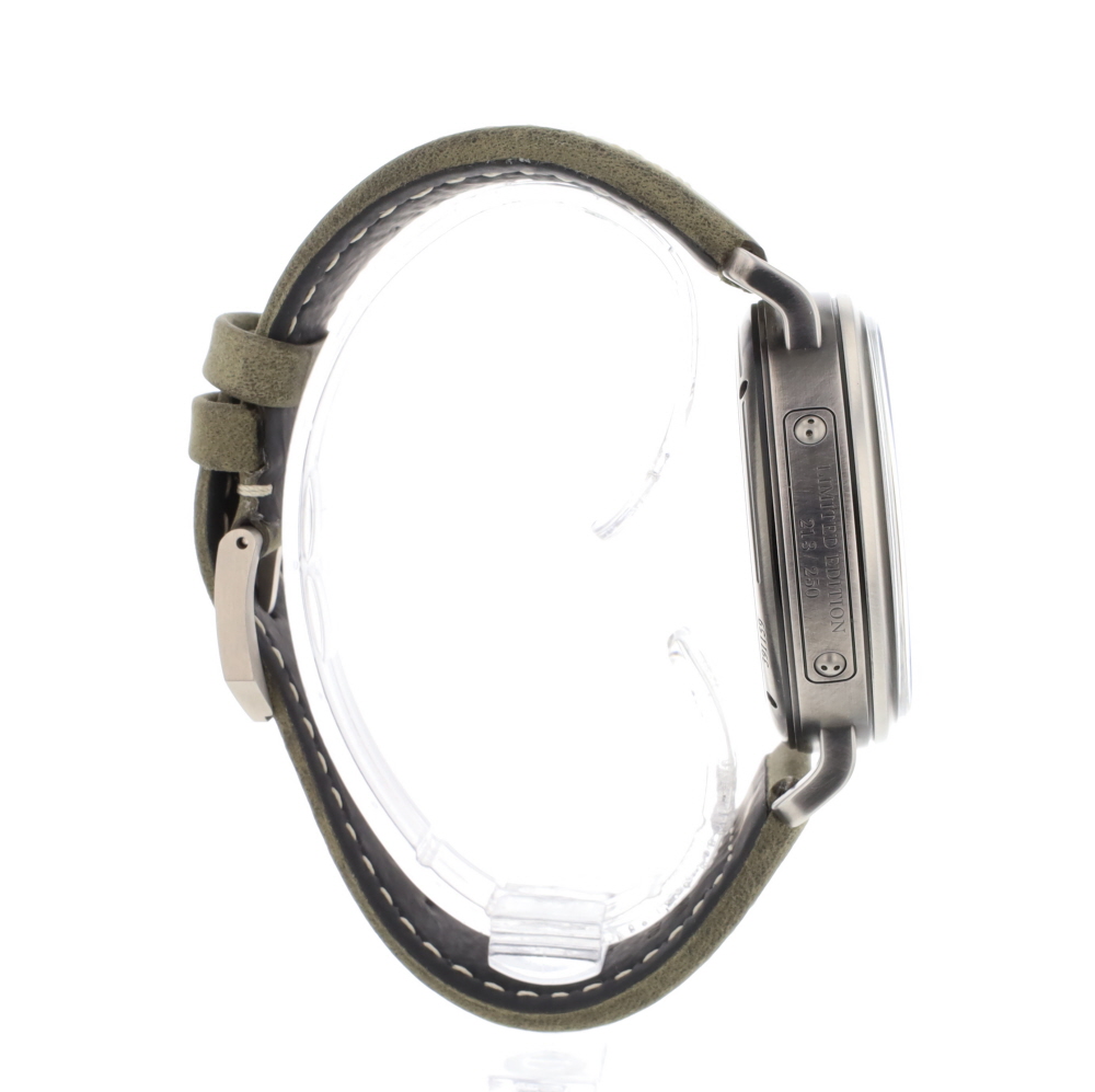 Zenith Pilot 11.1943.679/63