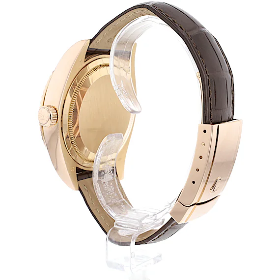 Rolex Sky-Dweller 326135 Rolex Sky-Dweller 326135