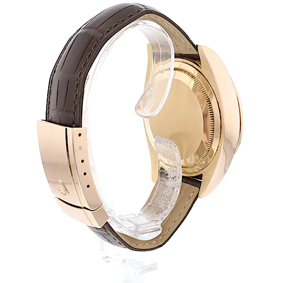 Rolex Sky-Dweller 326135 Rolex Sky-Dweller 326135