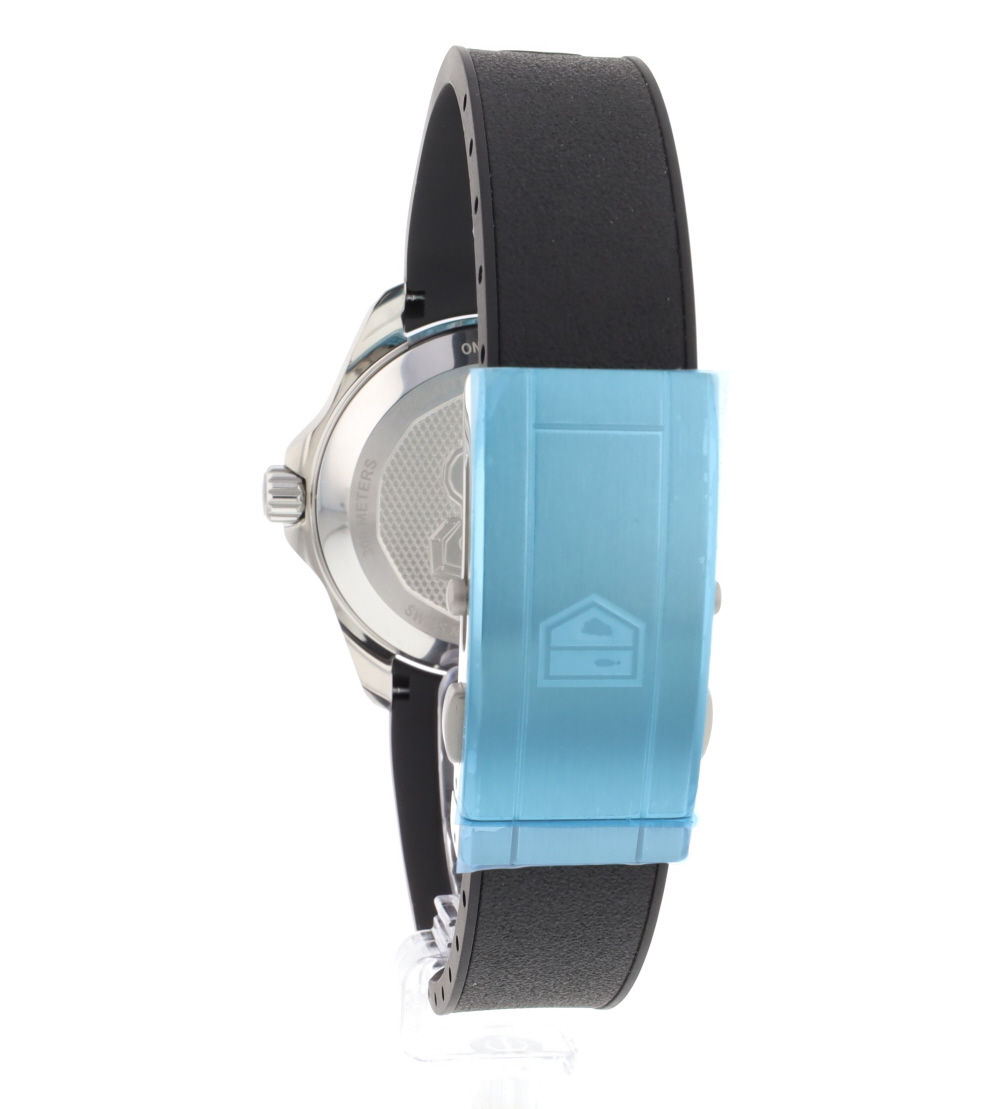 Tudor Black Bay 3800