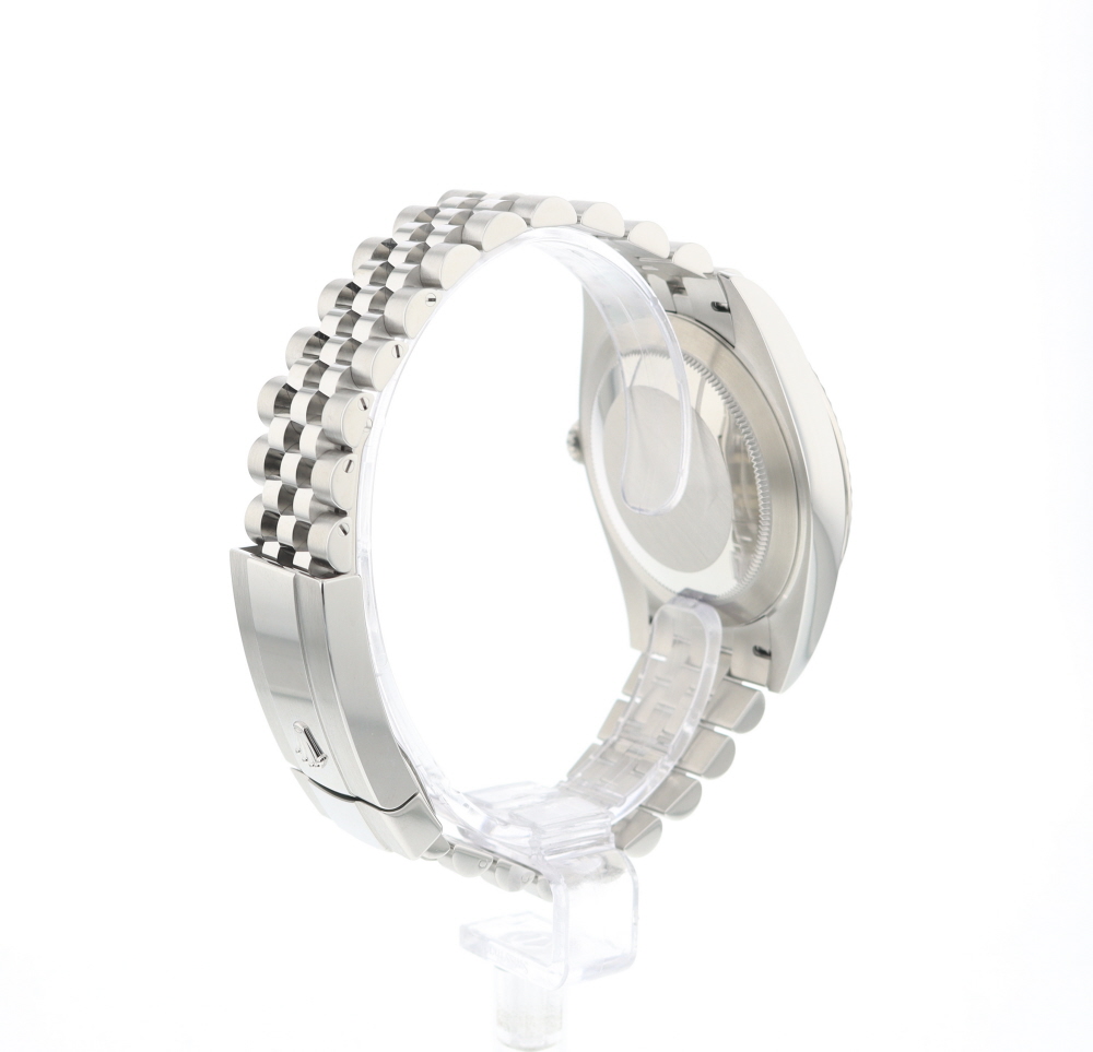 Tudor Black Bay W1556368