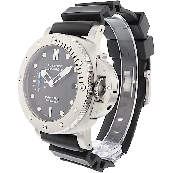 Panerai Luminor PAM00682 Panerai Luminor PAM00682