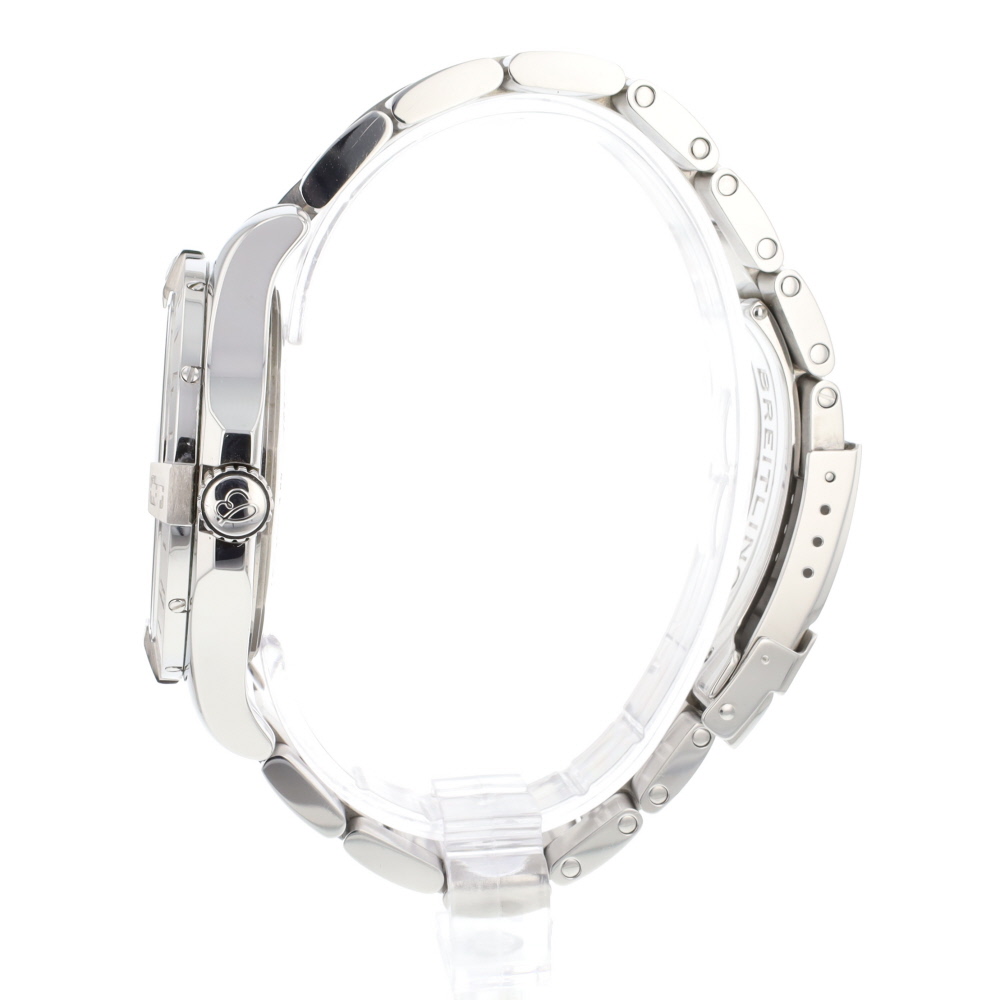 Breitling Avenger A32390