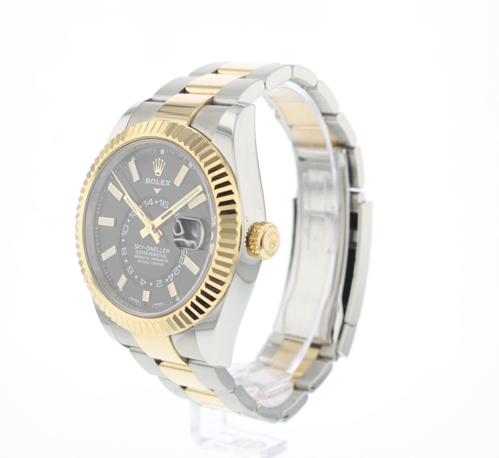Rolex Sky-Dweller 326933