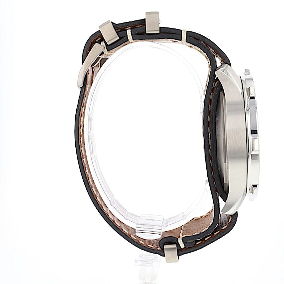 Breitling Montbrillant AB2040  Breitling Montbrillant AB2040