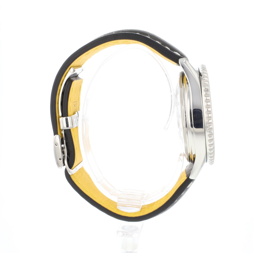 Breitling Navitimer A23322