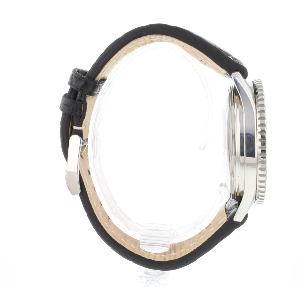 Breitling Navitimer A13322