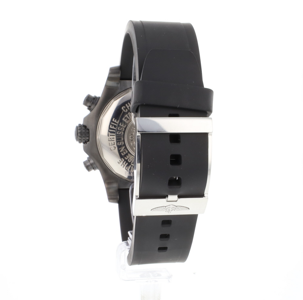 Breitling Avenger M73390