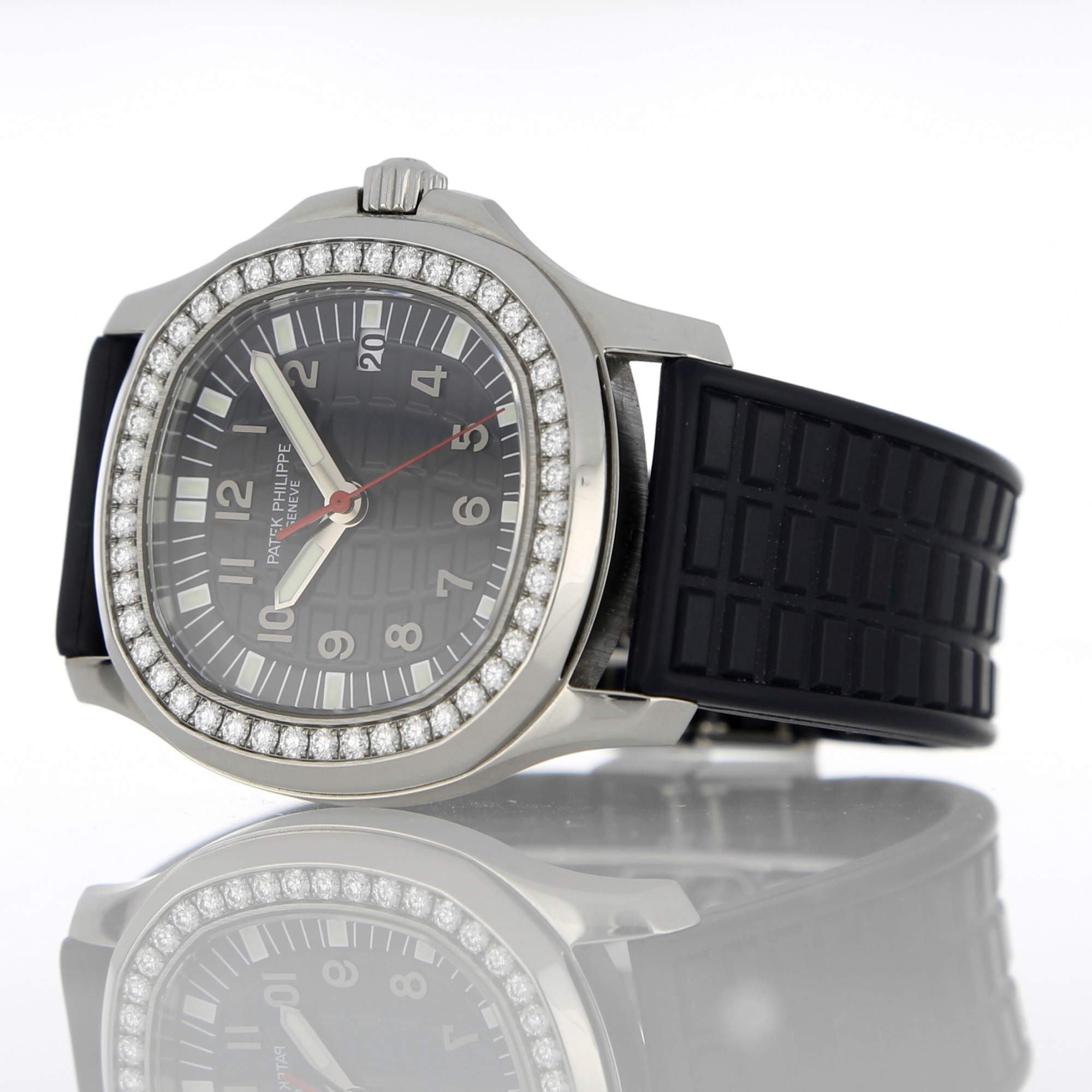 Patek Philippe Aquanaut Luce 5067A 012 in Stainless Steel CHRONEXT