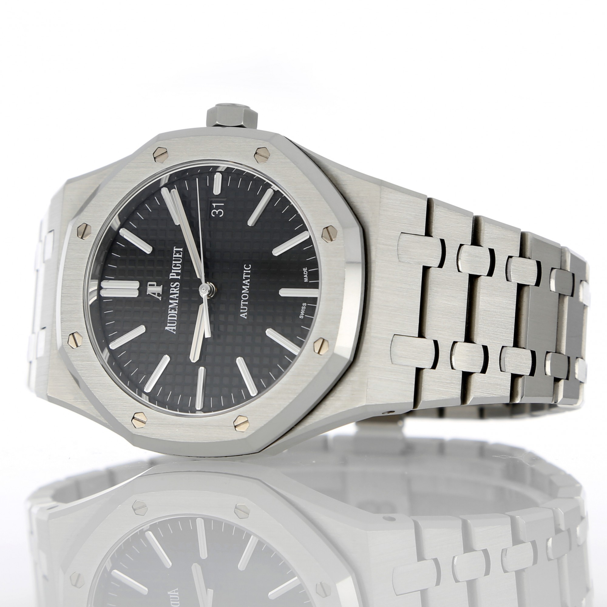 Audemars Piguet Royal Oak 15400ST.OO.1220ST.01