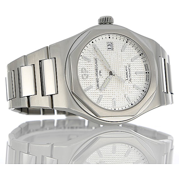 Girard Perregaux Laureato 81005-11-131-11A Girard Perregaux Laureato 81005-11-131-11A