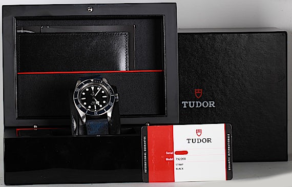 Tudor Black Bay 79220B