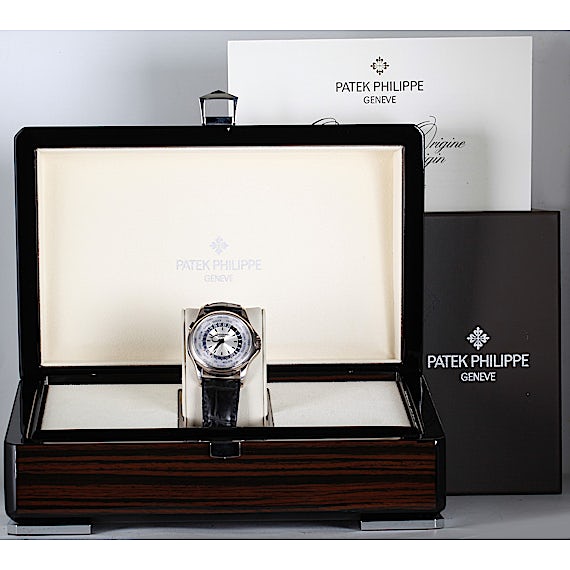 Patek Philippe World Time 5110R Patek Philippe World Time 5110R