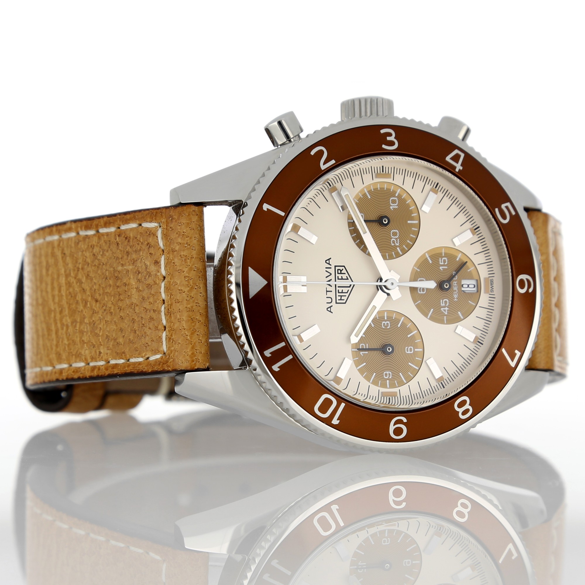 TAG Heuer Autavia CBE2113