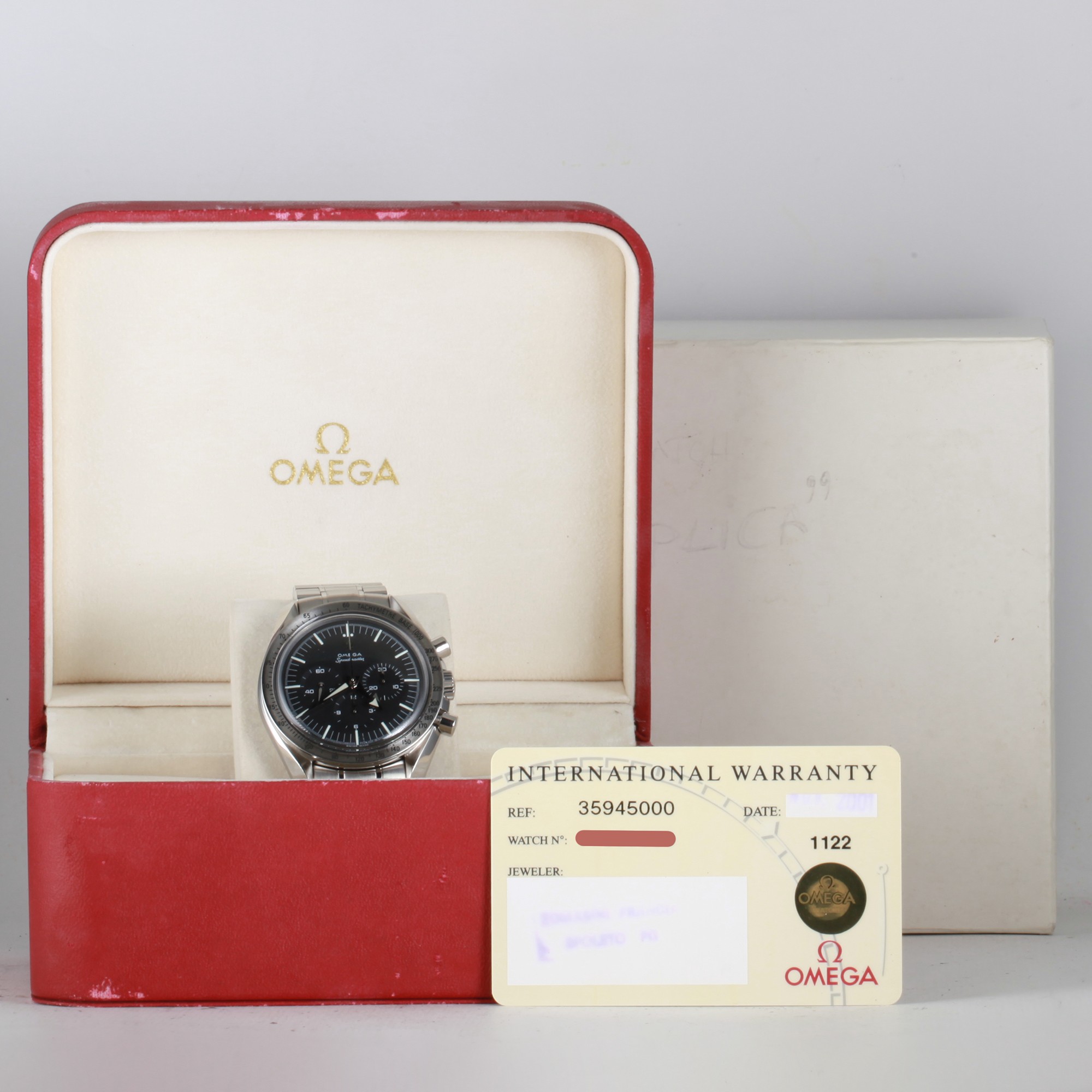 Omega Speedmaster 35945000