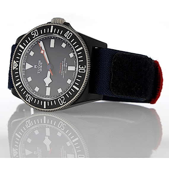 Tudor Pelagos FXD Alinghi Red Bull R 25707KN Tudor Pelagos FXD Alinghi Red Bull R 25707KN