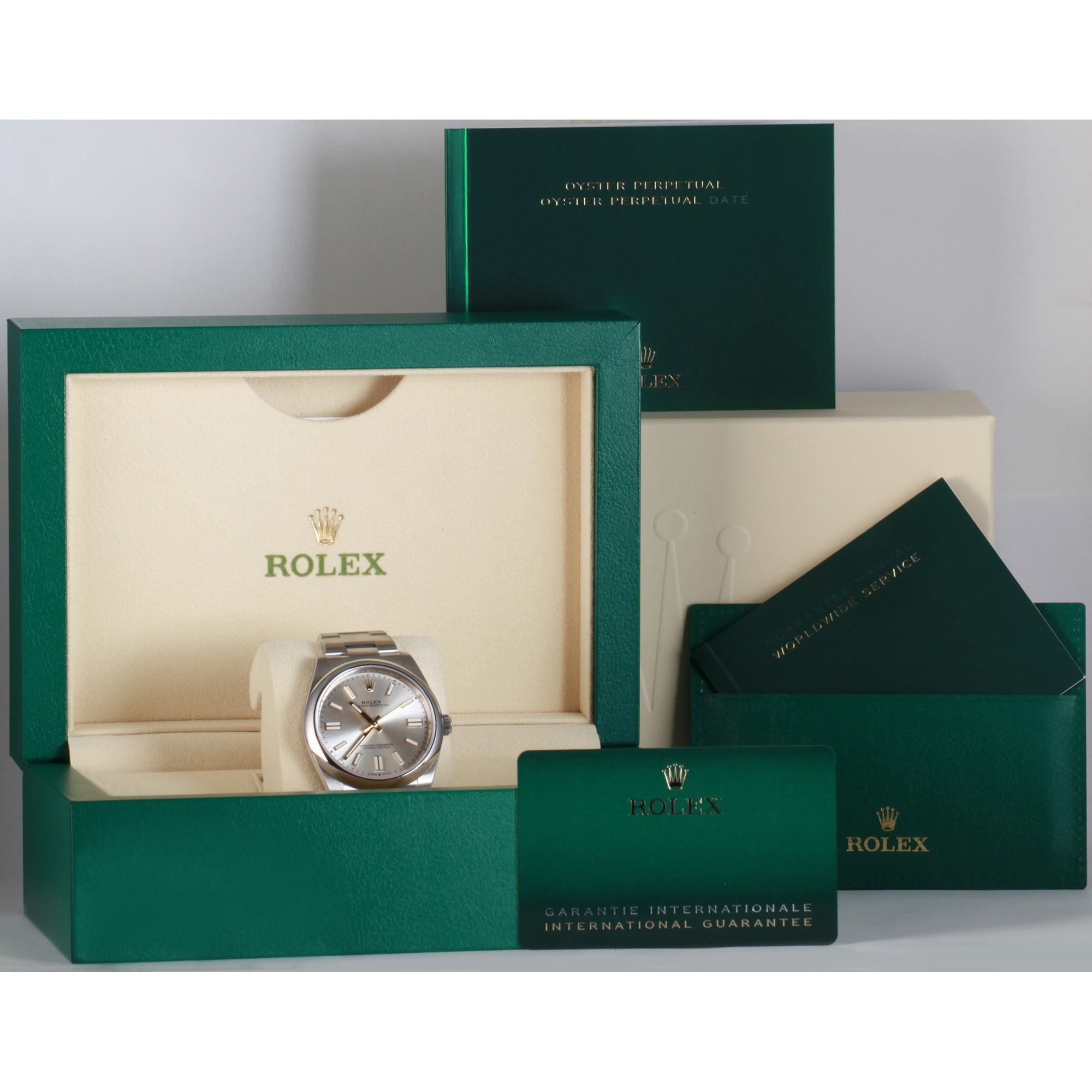 Rolex Oyster Perpetual 124300