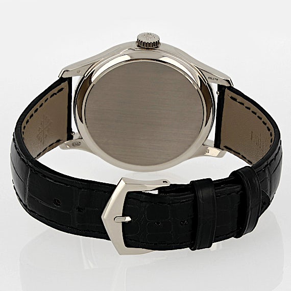 Patek Philippe Calatrava 5227G - 010 Patek Philippe Calatrava 5227G - 010