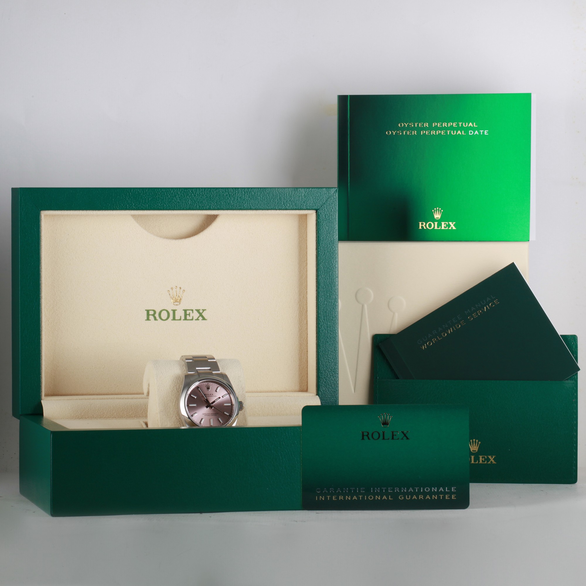 Rolex Oyster Perpetual 124200